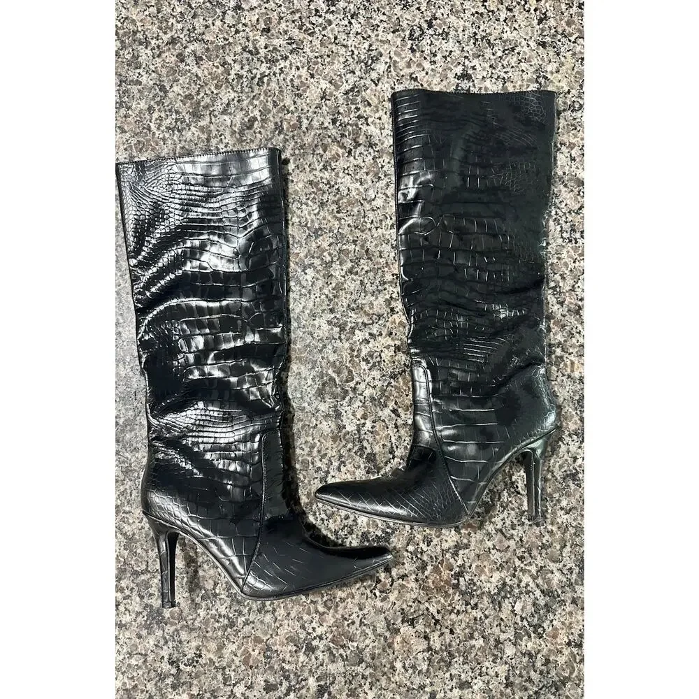Pointed Toe Faux Snake Skin Heeled Black‎ Boots Size 6